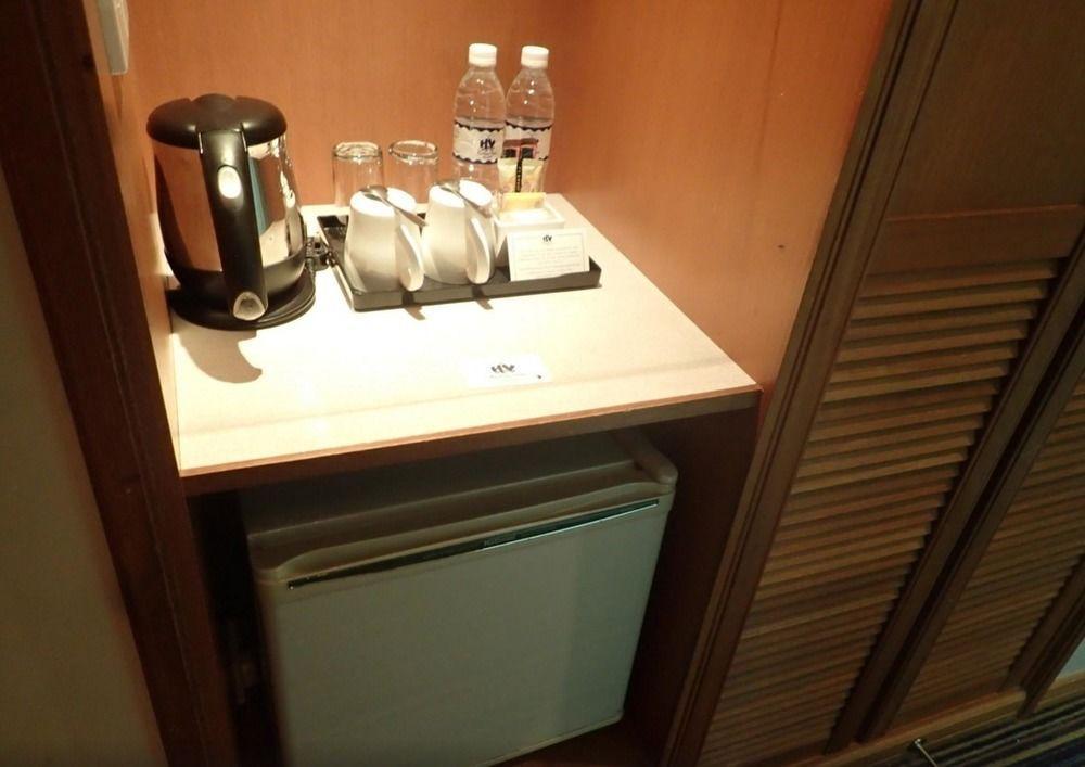 Harbour View Hotel Кучинг Екстериор снимка